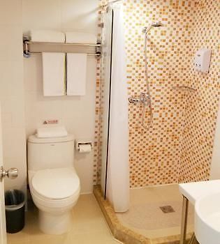 Home Inn Beijing Anningzhuang East Road מראה חיצוני תמונה